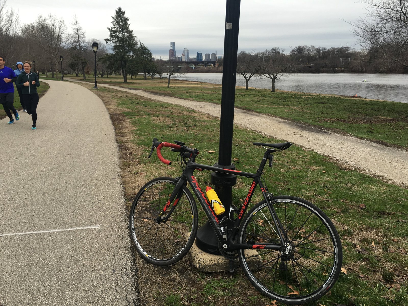 Ride 2, 26th Dec. Schuylkill River Trail heading towards the city.