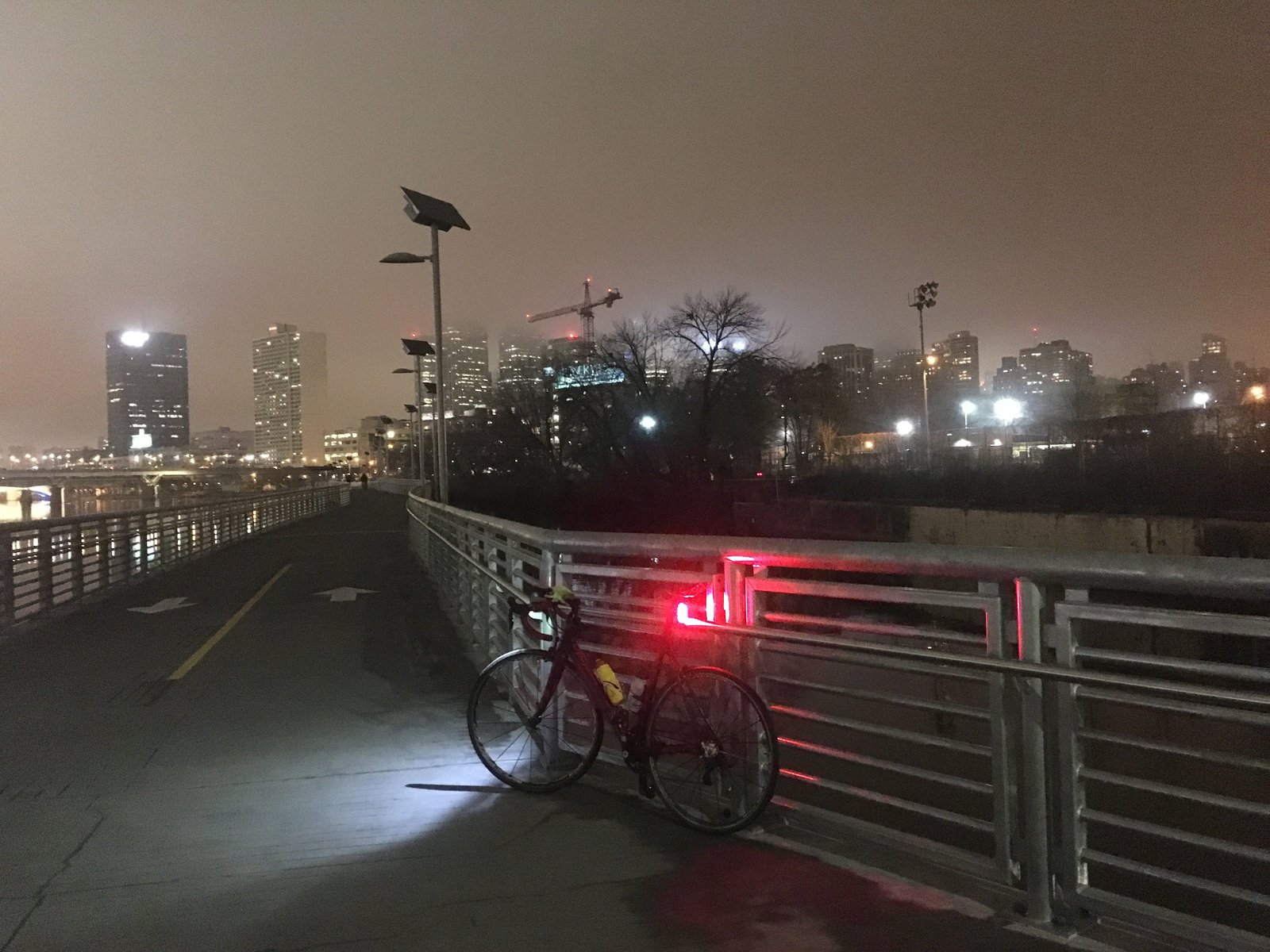Ride 4, 29th Dec. City view of Philadelphia by foggy night.