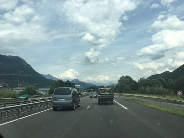 Heading to the Alps from Provence....Thefe be some bike racing in dem der hills!