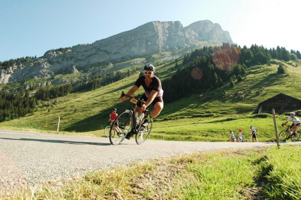 I actually reckon I look like a cyclist in this picture (taken during the 2016 Etape du Tour)