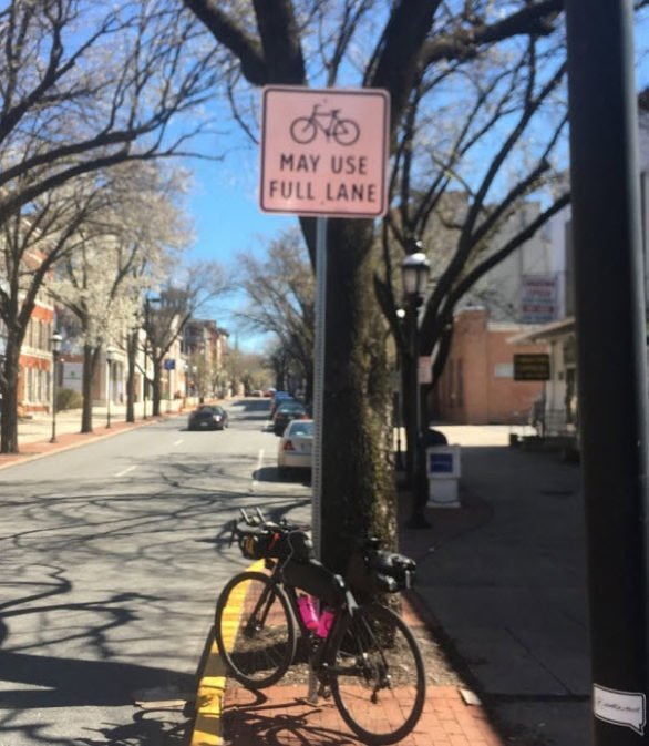 Even the road signs were on my side on the homeward leg.